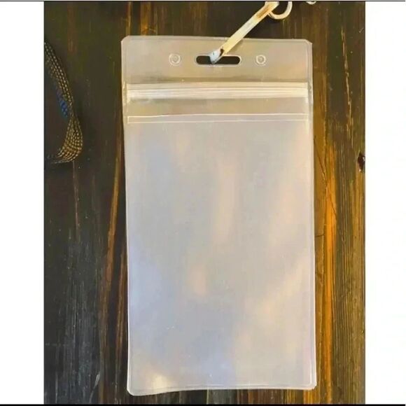 2 for $30 Advantus Resealable Id Badge Holder - Picture 1 of 6